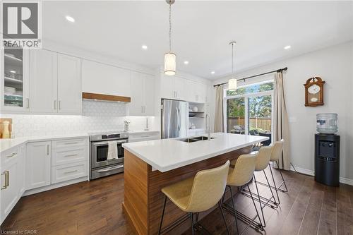 401 Valridge Drive, Ancaster, ON - Indoor Photo Showing Kitchen With Double Sink With Upgraded Kitchen