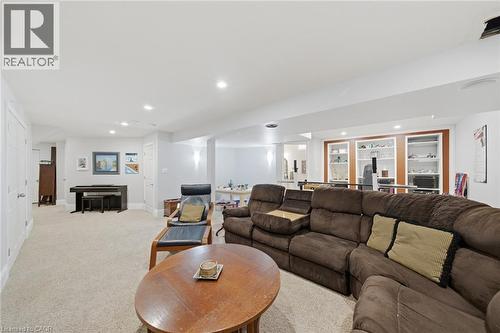 401 Valridge Drive, Ancaster, ON - Indoor Photo Showing Living Room