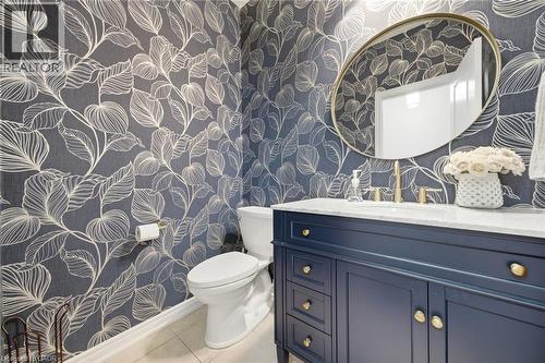401 Valridge Drive, Ancaster, ON - Indoor Photo Showing Bathroom