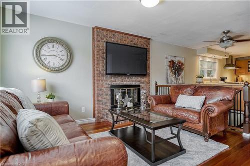 241 GUELPH Avenue Unit# A , Cambridge, Ontario N3C 1A9 2