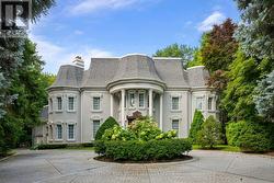 7 THE GREEN PINES  Toronto, ON M9C 2K5