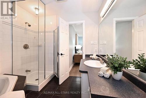 34 Captain Armstrong Lane, Markham, ON - Indoor Photo Showing Bathroom