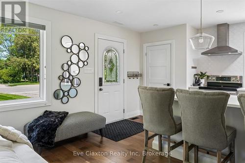 90 Dean Avenue, Guelph (Dovercliffe Park/Old University), ON - Indoor