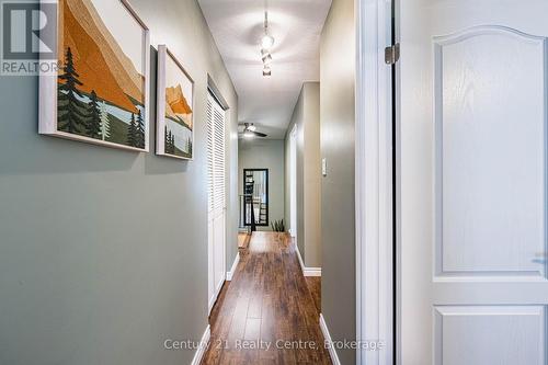 1537 Westminster Place, Burlington, ON - Indoor Photo Showing Other Room
