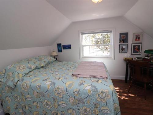 244 Glenwood Drive, Truro, NS - Indoor Photo Showing Bedroom