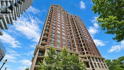 703 - 1101 LESLIE STREET Toronto, ON M3C 4G3