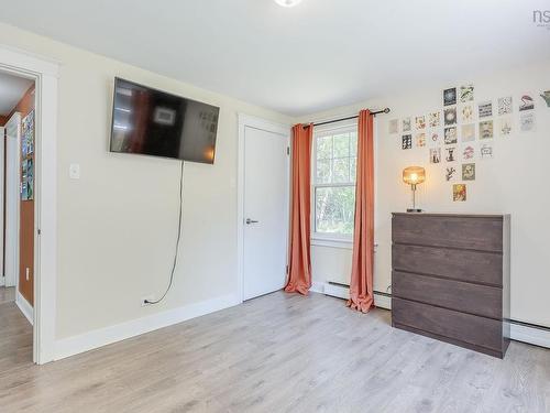 205 Highway 1, Deep Brook, NS - Indoor Photo Showing Other Room