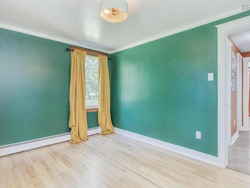 205 Highway 1, Deep Brook, NS - Indoor Photo Showing Other Room