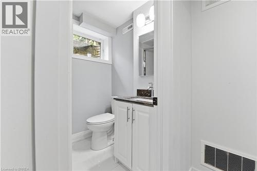 512 Hawthorne Crescent, Milton, ON - Indoor Photo Showing Bathroom