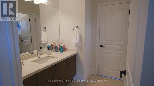 39 Gillings Street, Markham, ON - Indoor Photo Showing Bathroom