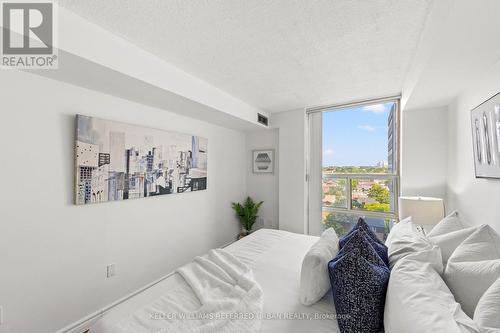 1003 - 725 King Street W, Toronto, ON - Indoor Photo Showing Bedroom