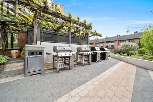 1003 - 725 King Street W, Toronto, ON - Outdoor