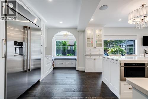 24 Bayshore, Leamington, ON - Indoor Photo Showing Kitchen