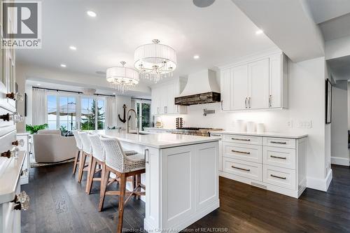 24 Bayshore, Leamington, ON - Indoor Photo Showing Kitchen With Upgraded Kitchen
