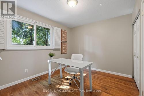 905 Garwood Avenue, Ottawa, ON - Indoor