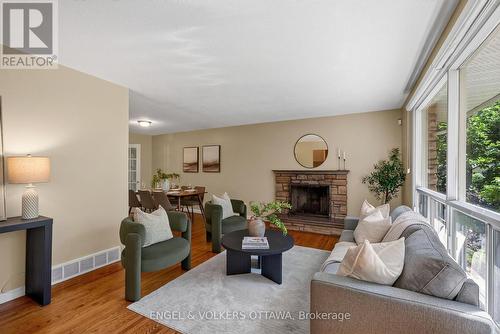 905 Garwood Avenue, Ottawa, ON - Indoor Photo Showing Living Room With Fireplace