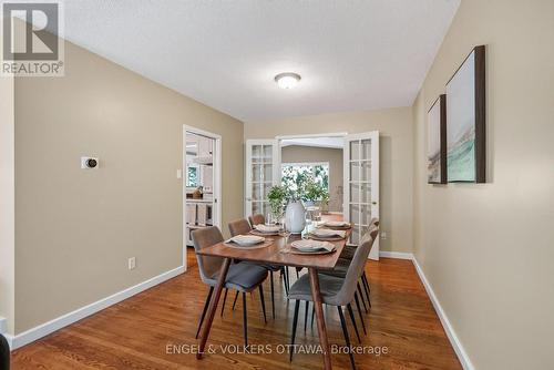 905 Garwood Avenue, Ottawa, ON - Indoor Photo Showing Dining Room