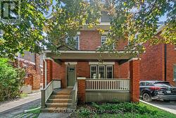 324 SECOND AVENUE Ottawa, ON K1S 2J2