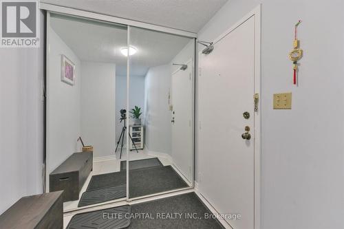 #1710 - 11 Wincott Drive, Toronto, ON - Indoor Photo Showing Other Room