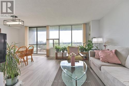 #1710 - 11 Wincott Drive, Toronto, ON - Indoor Photo Showing Living Room