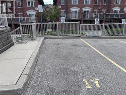 615 SHORELINE Drive Unit# 17  Mississauga, ON L5B 4K4