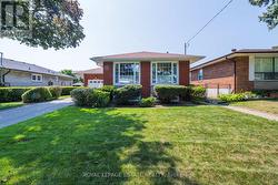 26 MOZART AVENUE Toronto, ON M1K 2V9