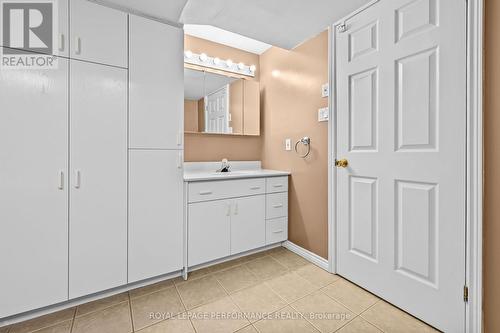 1436 Notre Dame Street, Russell, ON - Indoor Photo Showing Other Room
