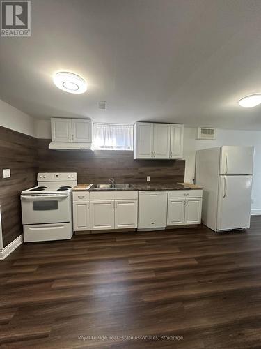 (BASEMENT) - 1590 CORAM CRESCENT , Mississauga, Ontario L4X 1K9 3