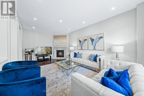 277 Chatfield Drive, Vaughan, ON - Indoor Photo Showing Living Room With Fireplace