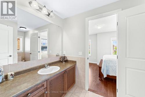 277 Chatfield Drive, Vaughan, ON - Indoor Photo Showing Bathroom
