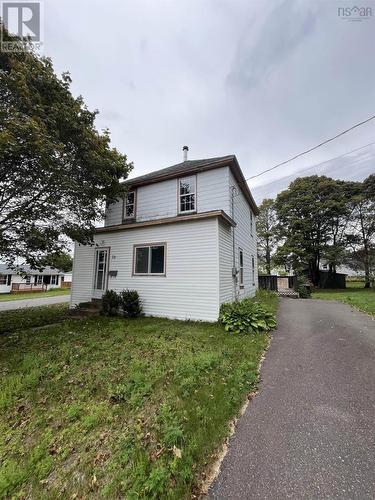 26 Fairview Avenue, Amherst, NS - Outdoor
