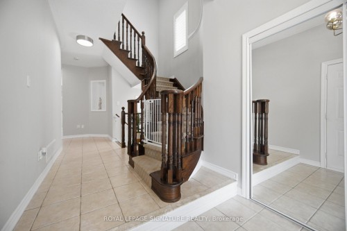 3059 Ferguson Drive, Burlington, ON - Indoor Photo Showing Other Room