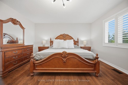 3059 Ferguson Drive, Burlington, ON - Indoor Photo Showing Bedroom