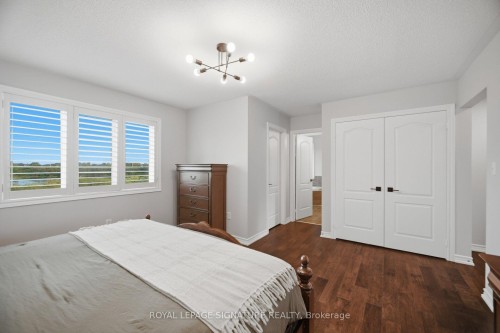 3059 Ferguson Drive, Burlington, ON - Indoor Photo Showing Bedroom