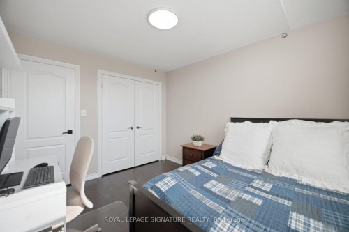 3059 Ferguson Drive, Burlington, ON - Indoor Photo Showing Bedroom