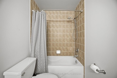 3059 Ferguson Drive, Burlington, ON - Indoor Photo Showing Bathroom