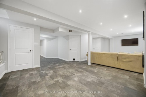 3059 Ferguson Drive, Burlington, ON - Indoor