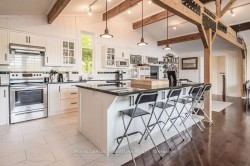 1127 Sunny Lake Road  Gravenhurst, ON P1P 0G3