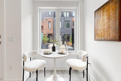 66-10 Calamint Lane, Toronto, ON - Indoor Photo Showing Dining Room