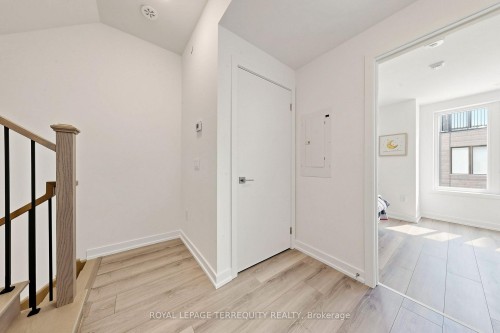 66-10 Calamint Lane, Toronto, ON - Indoor Photo Showing Other Room