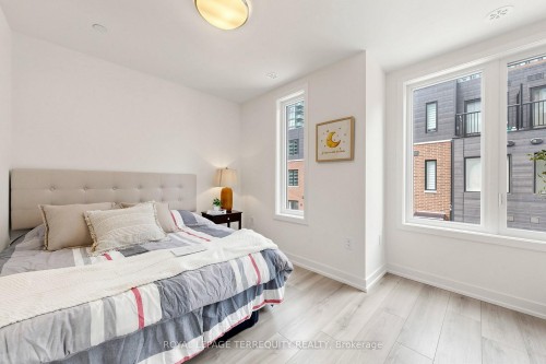 66-10 Calamint Lane, Toronto, ON - Indoor Photo Showing Bedroom