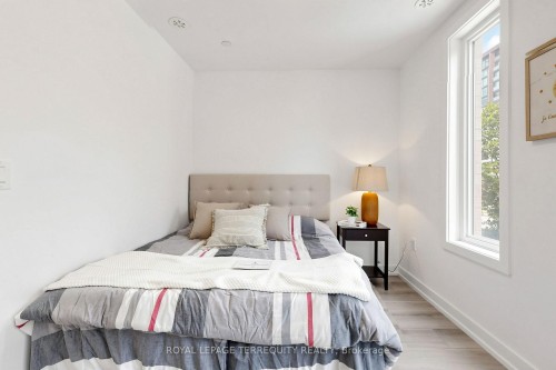 66-10 Calamint Lane, Toronto, ON - Indoor Photo Showing Bedroom