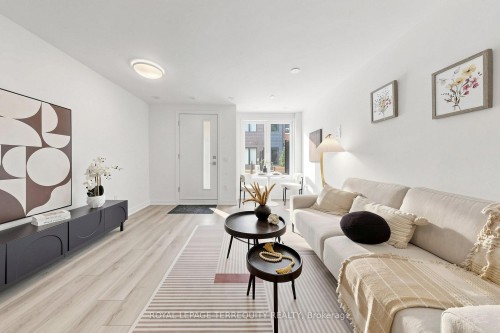 66-10 Calamint Lane, Toronto, ON - Indoor Photo Showing Living Room