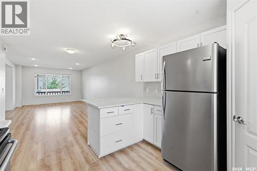 738 Lamarsh Lane, Saskatoon, SK - Indoor Photo Showing Kitchen
