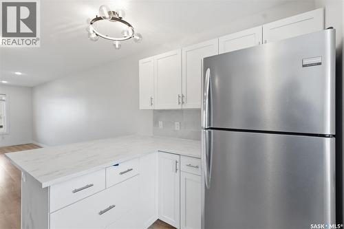 738 Lamarsh Lane, Saskatoon, SK - Indoor Photo Showing Kitchen
