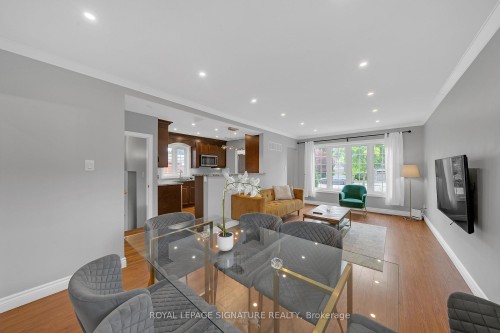 118 Rexleigh Drive, Toronto, ON - Indoor