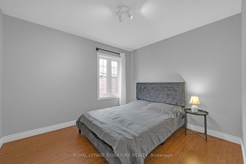 118 Rexleigh Drive, Toronto, ON - Indoor Photo Showing Bedroom
