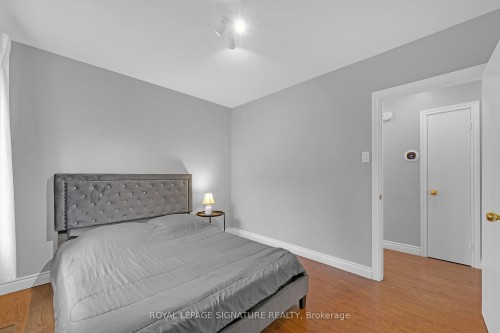 118 Rexleigh Drive, Toronto, ON - Indoor Photo Showing Bedroom
