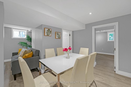 118 Rexleigh Drive, Toronto, ON - Indoor Photo Showing Dining Room