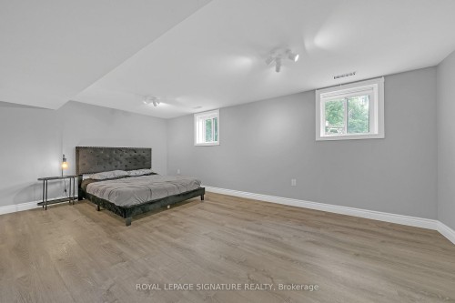 118 Rexleigh Drive, Toronto, ON - Indoor Photo Showing Other Room